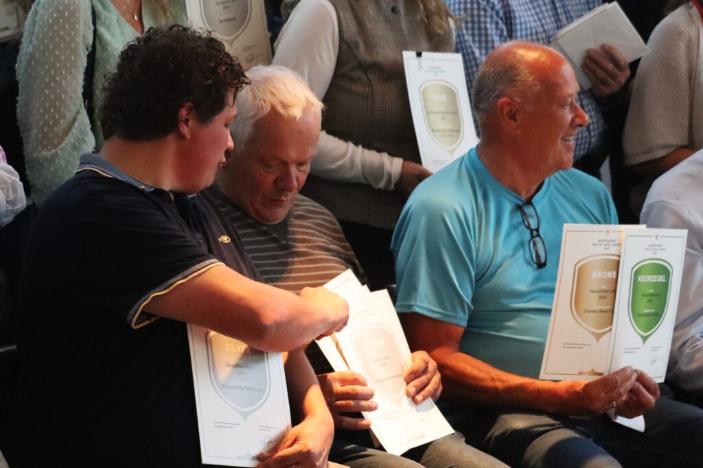 gouden regen wijnkeuring