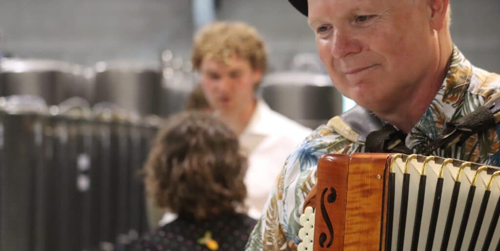 Opening wijnmakerij Twentewijn